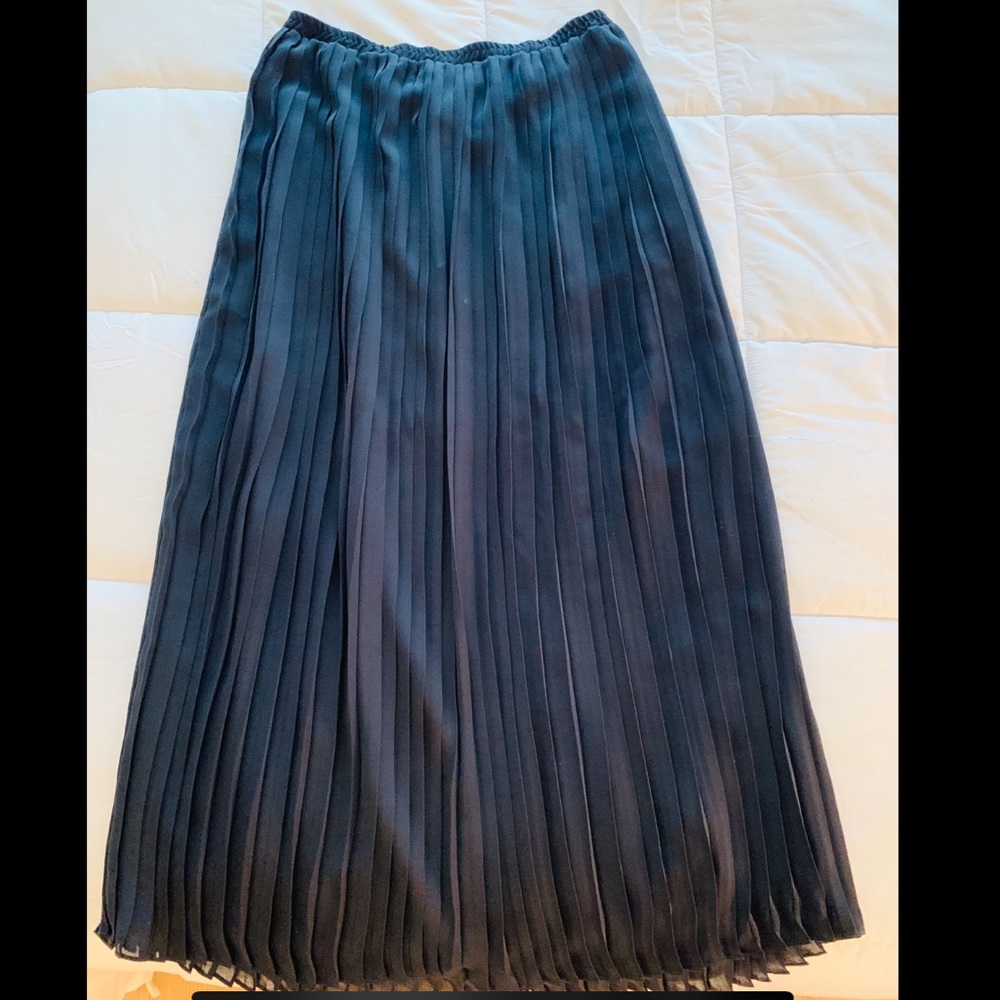 Michael Kors - Pleated Midi Skirt